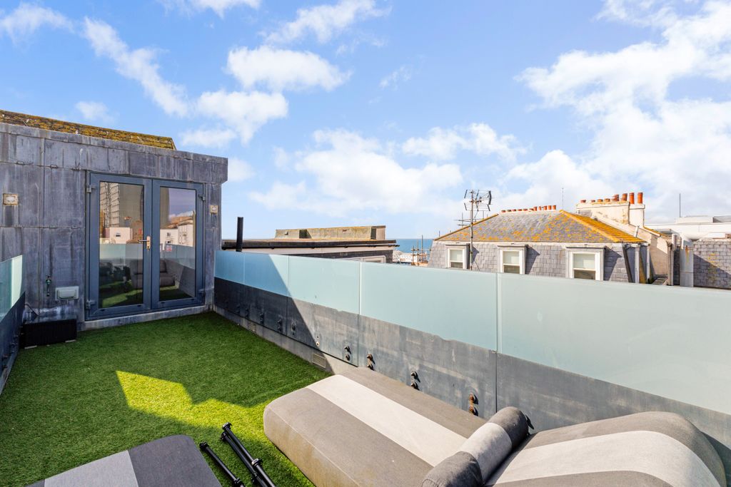 Additional image 25 of 9 bed terraced house for saleMarine Parade, Brighton BN2