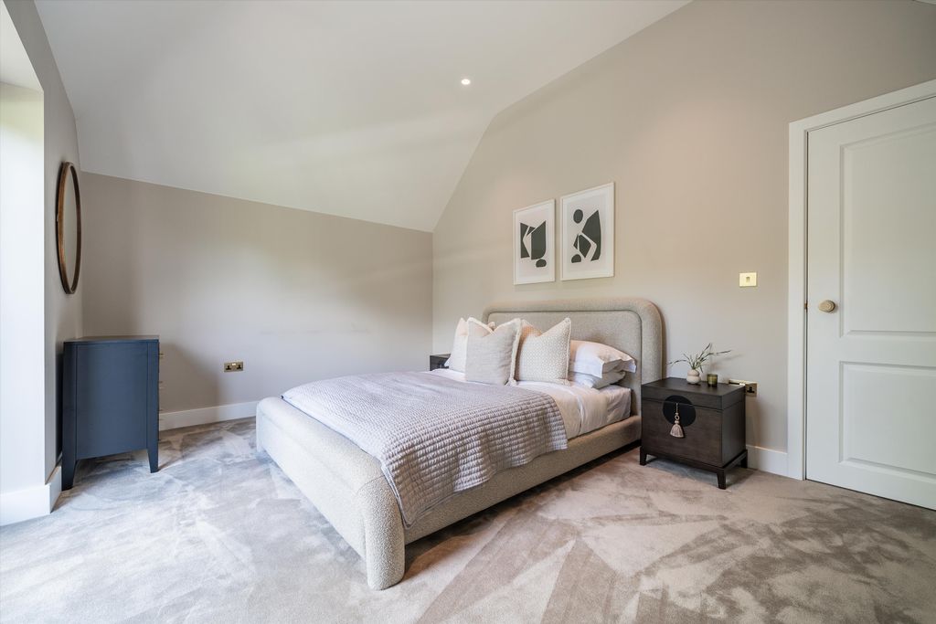 Additional image 14 of 4 bed detached house for saleStubbs Hill, Binfield, Berkshire RG42