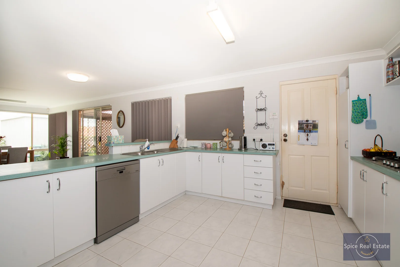 Additional image 4 of 28 Susan Court, Yakamia WA 6330