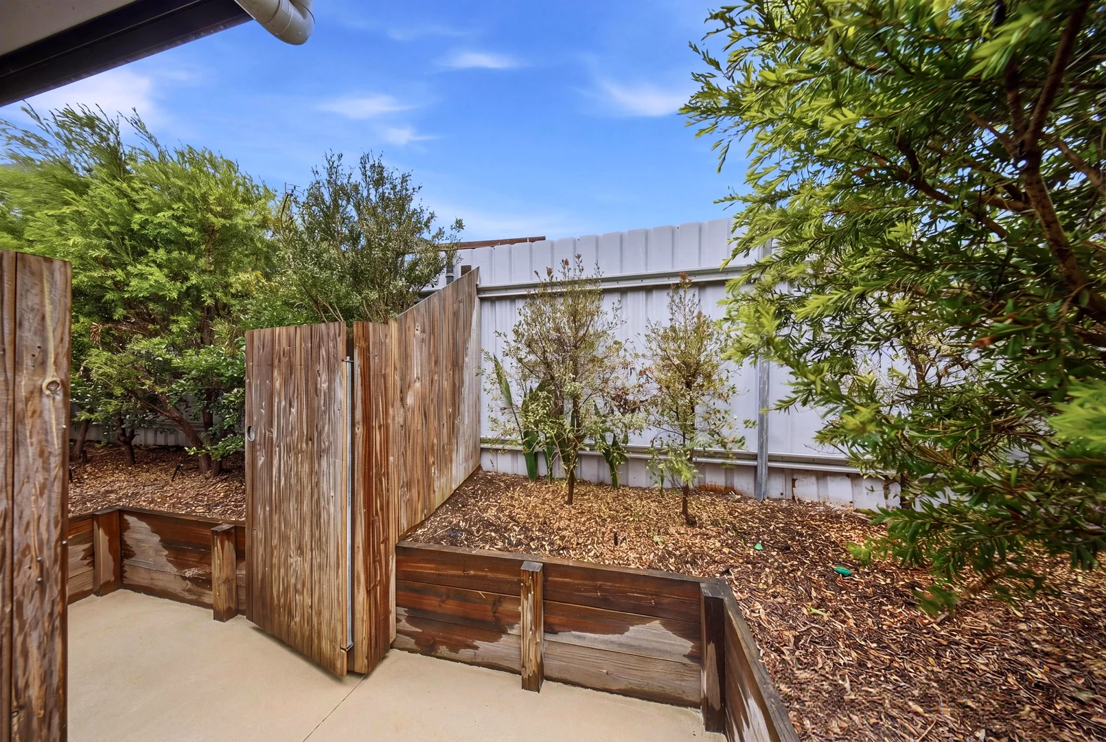 Additional image 20 of 2/5A Hugh Street, West End QLD 4810