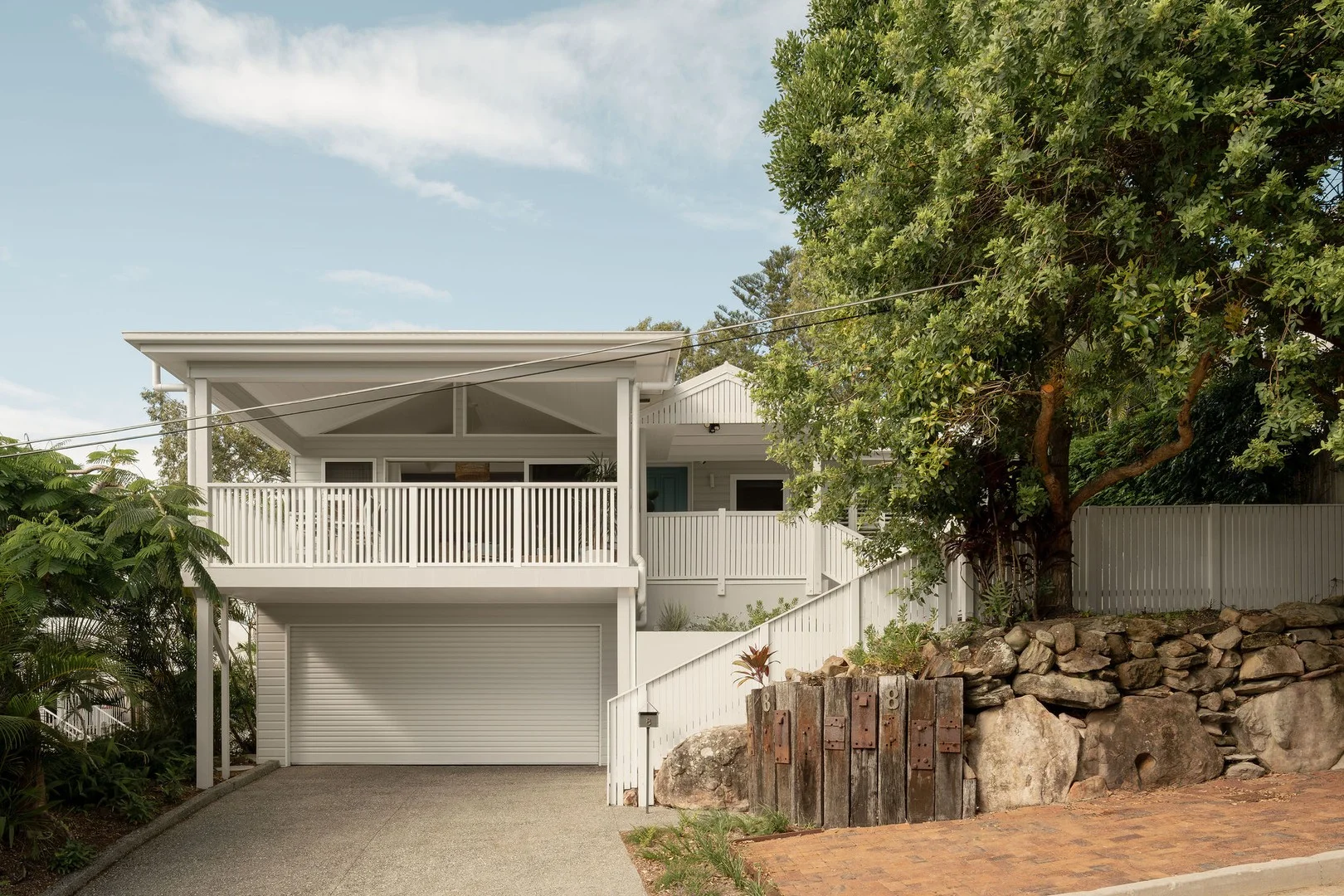 8 Brake Street, Burleigh Heads QLD 4220
