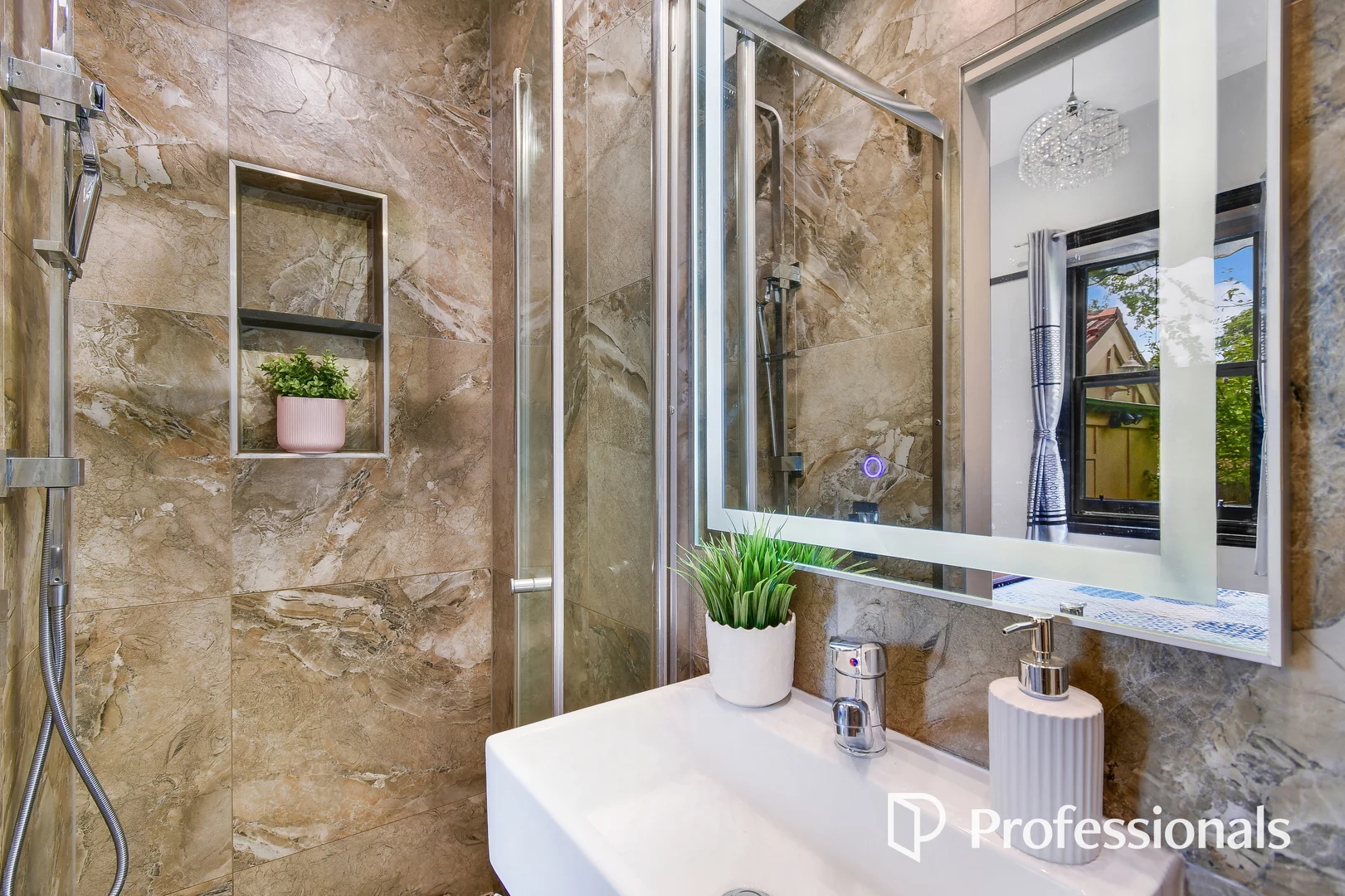 Additional image 8 of 1 Torrington Street, Canterbury VIC 3126