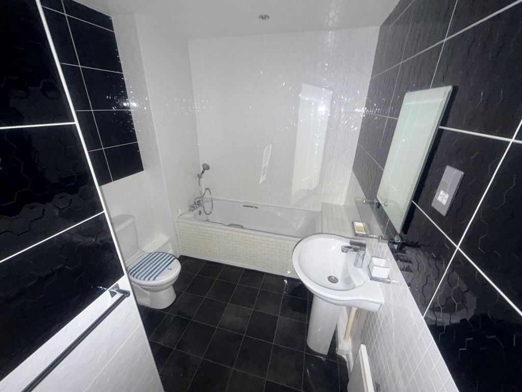 Additional image 5 of 2 bed flat for saleWinding Rise, Bailiff Bridge, Brighouse HD6