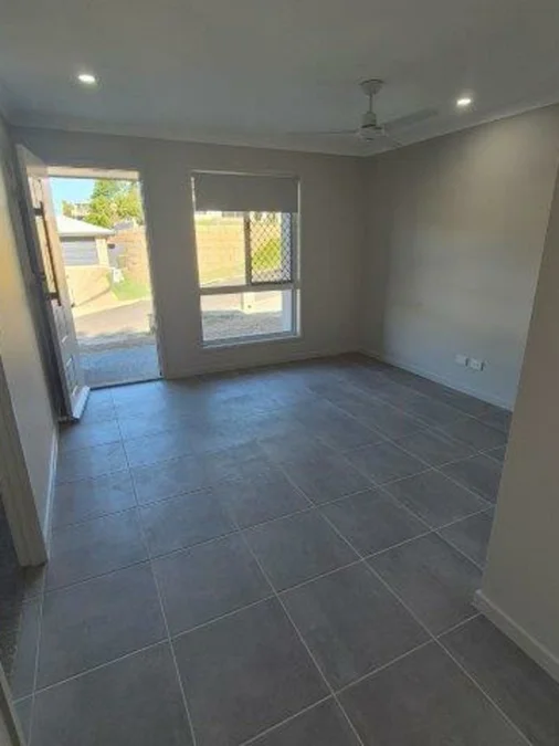 4 Tamara Court, Boyne Island QLD 4680