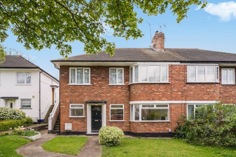 Cavendish Avenue, West Ealing W13