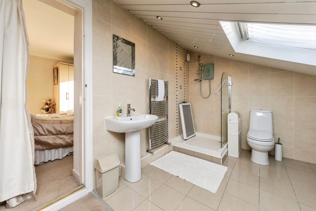 Additional image 14 of 5 bed detached house for saleBirstall Lane, Drighlington, Bradford BD11