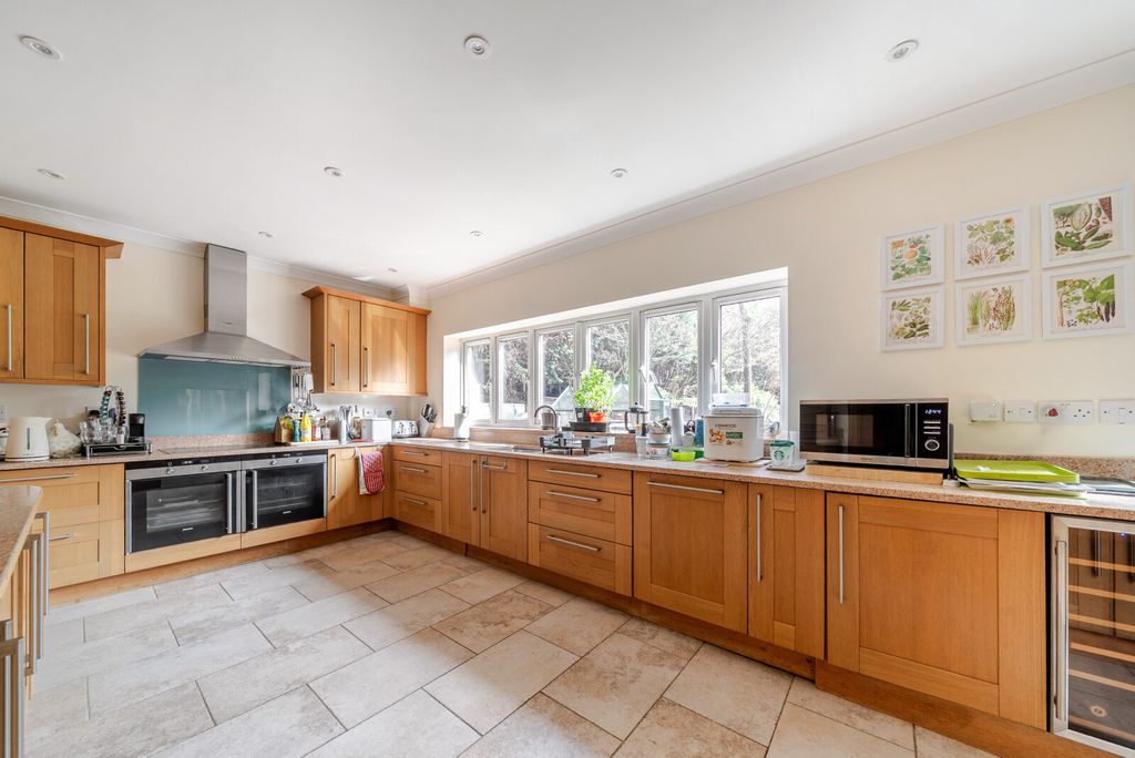 Additional image 3 of 5 bed detached house for saleRosslyn Park, Weybridge KT13