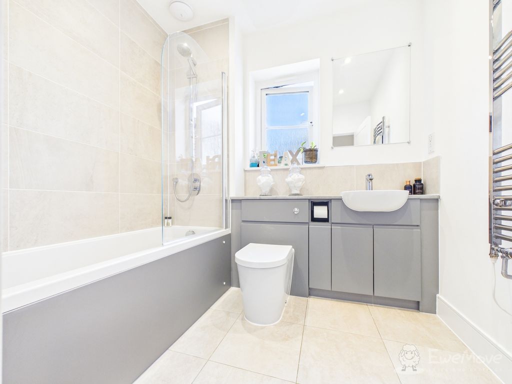Additional image 13 of 4 bed detached house for saleFalstaff Walk, Bordon, Hampshire GU35