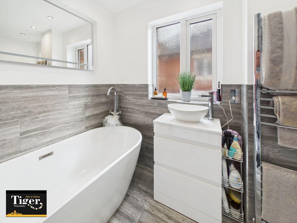 Additional image 30 of 4 bed semi-detached house for saleWest Park Drive, Blackpool FY3