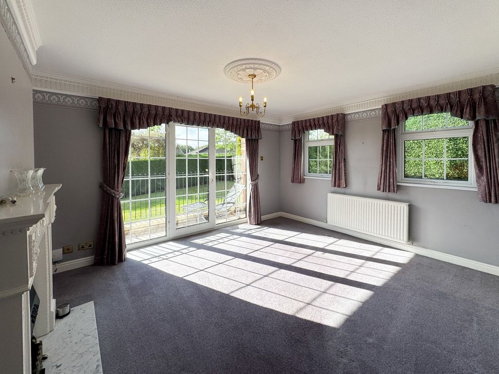 Additional image 4 of 1 bed flat for saleSandringham Court, Woodland Glade, Bradley, Huddersfield HD2