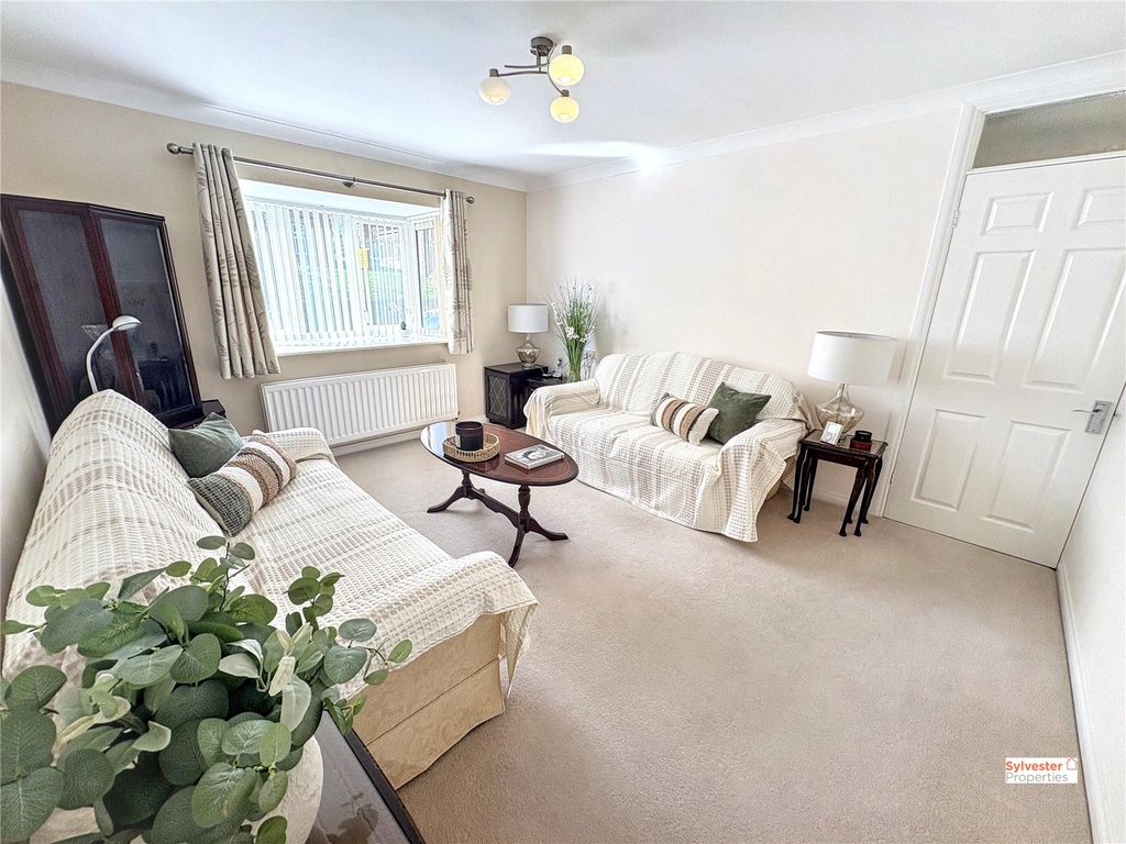 2 bed flat for saleCroft Court, Lanchester DH7 photo 2