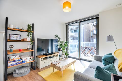 Macclesfield Road, London EC1V