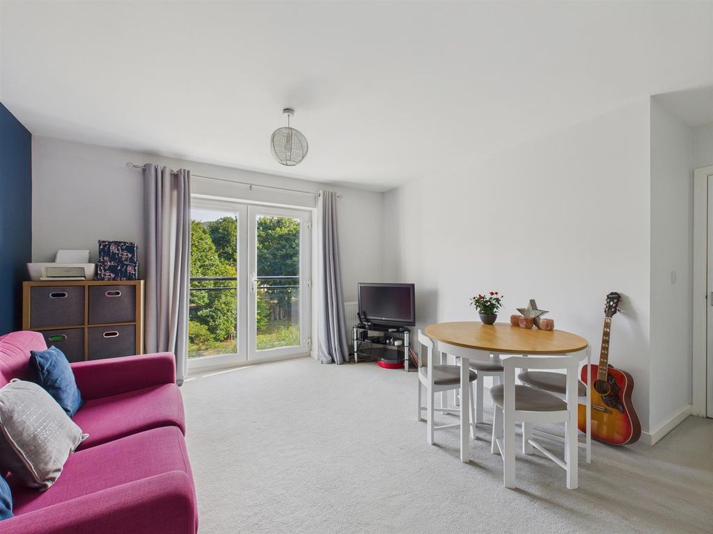 Additional image 8 of 2 bed flat for saleSomerford House, Malvern WR14