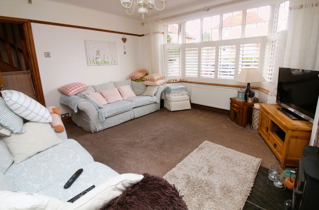 Additional image 9 of 4 bed semi-detached house for sale21 Hamp Green Rise, Bridgwater TA6