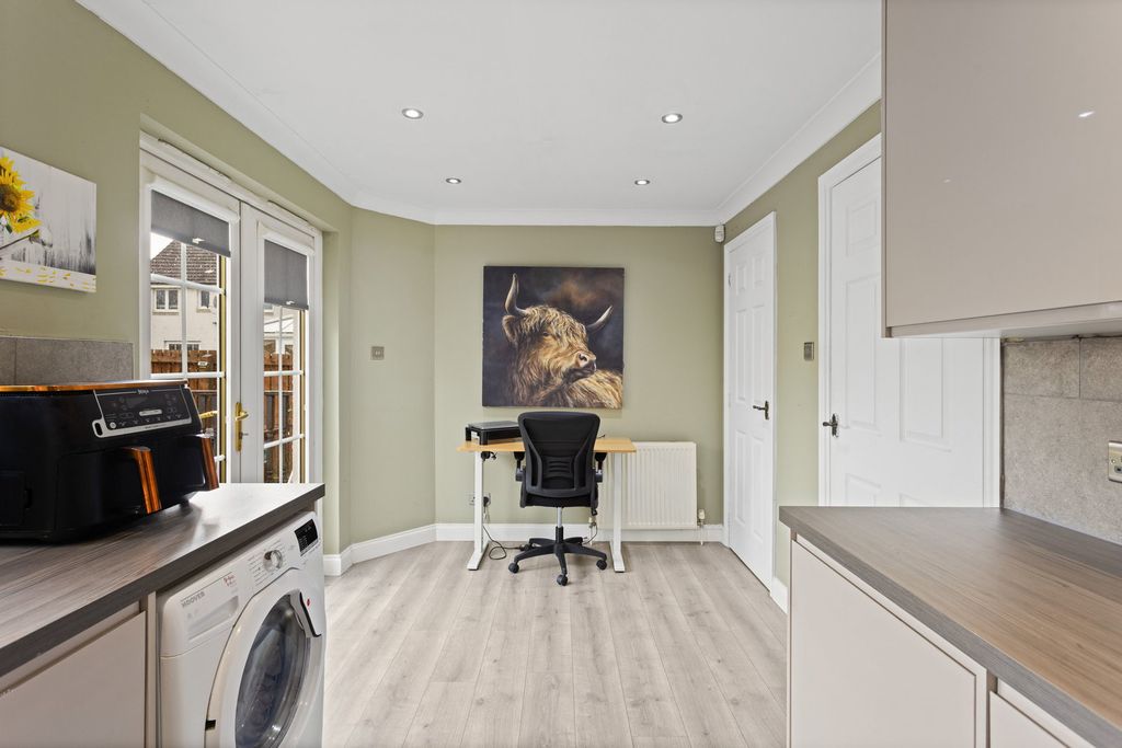 Additional image 8 of 3 bed semi-detached house for saleHarrysmuir Gardens, Pumpherston EH53