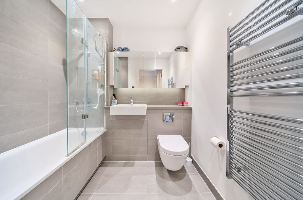Additional image 10 of 2 bed flat for saleSt. Marks Square, Bromley BR2