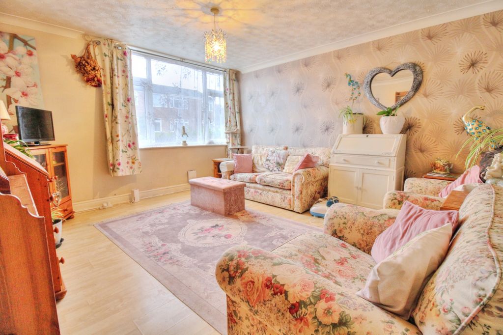 Additional image 2 of 3 bed semi-detached house for saleChurchill Way, Brackley NN13