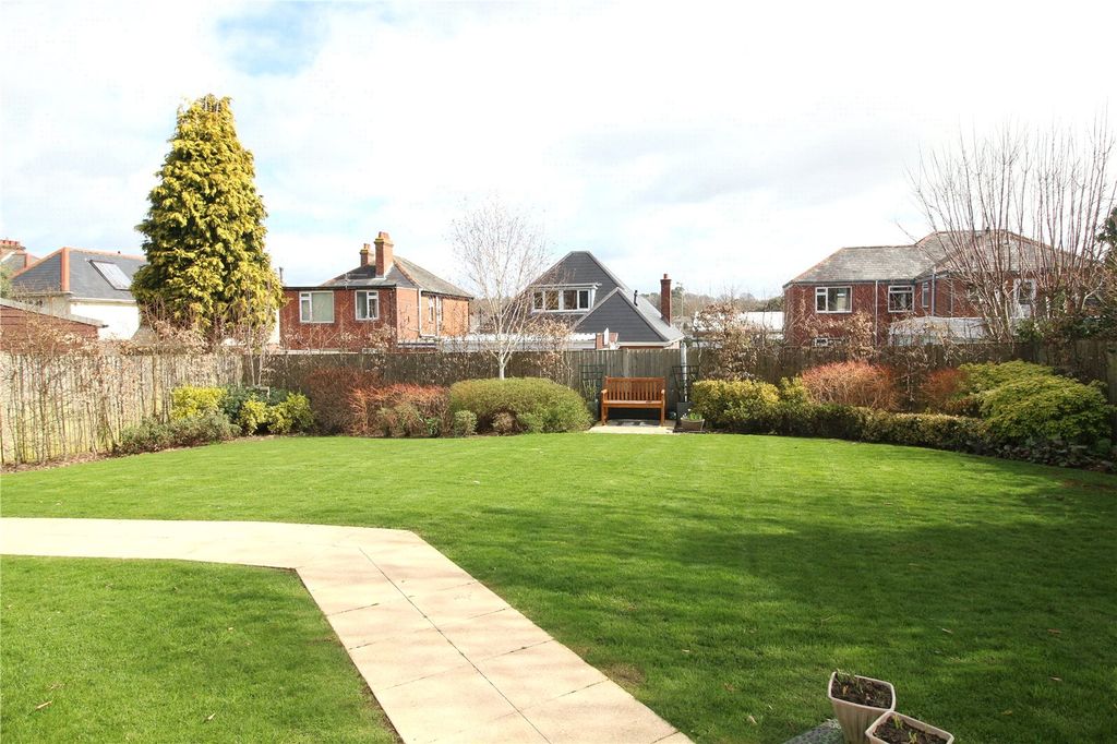 Additional image 2 of 1 bed flat for saleKnights Lodge, North Close, Lymington, Hampshire SO41
