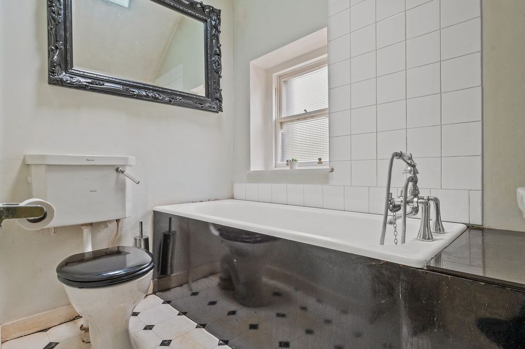 Additional image 12 of 3 bed flat for saleHigh Street, Dunblane FK15