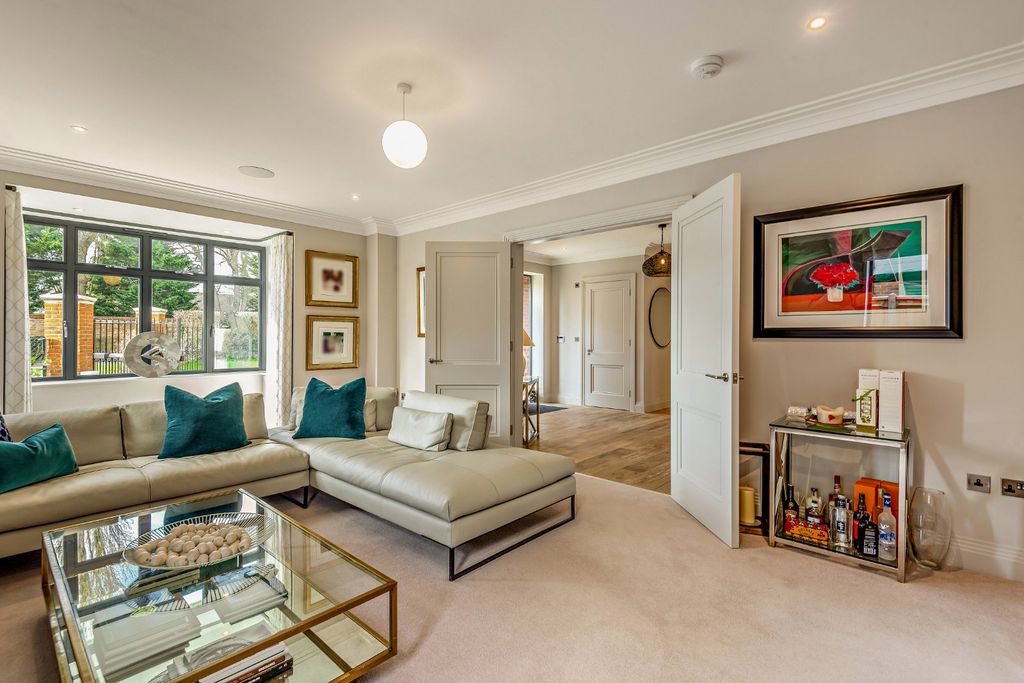Additional image 4 of 4 bed detached house for saleCrouch Lane, Winkfield, Windsor, Berkshire SL4