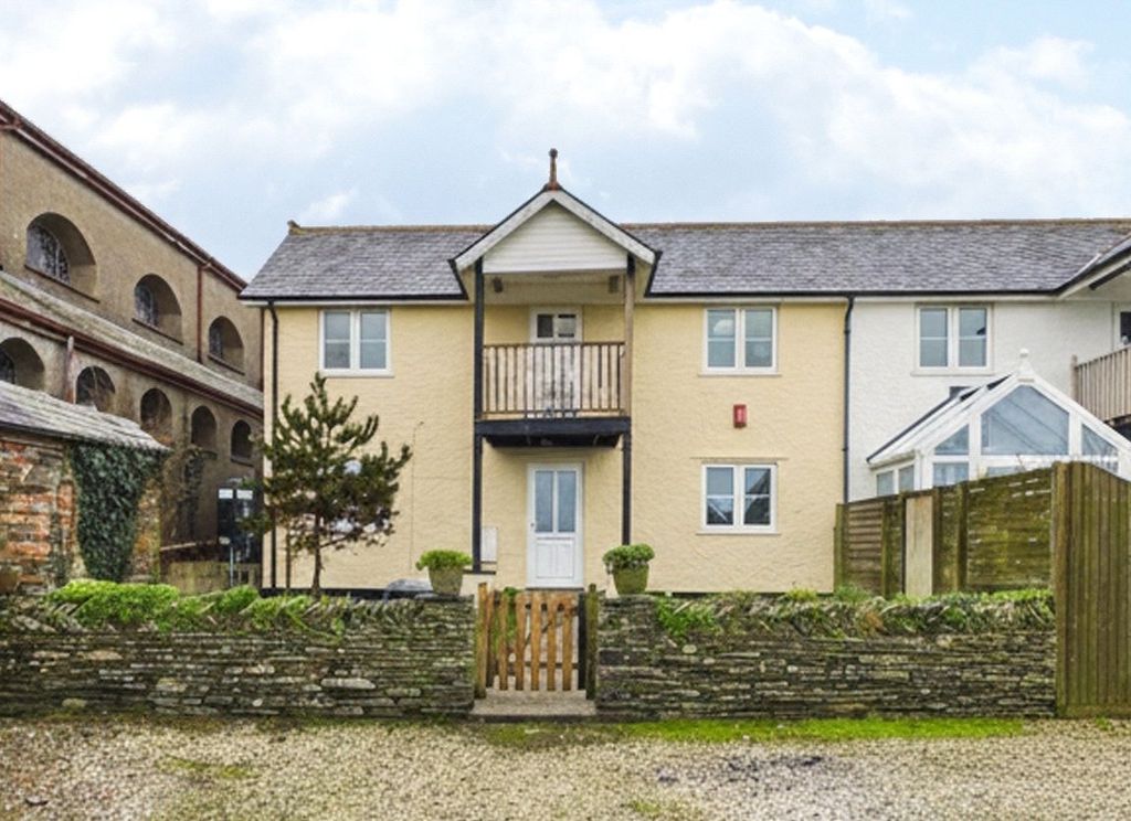 3 bed semi-detached house for saleFore Street, Tintagel, Cornwall PL34