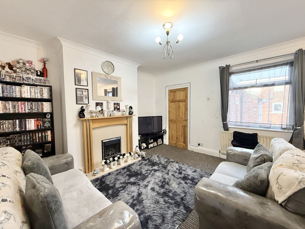 Additional image 2 of 2 bed flat for saleRichmond Road, South Shields NE34