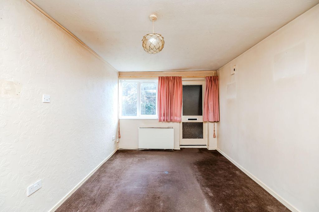 Additional image 8 of 1 bed flat for saleCrofton Way, Newcastle Upon Tyne NE15