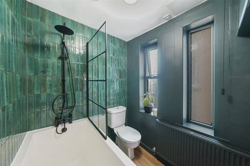 Additional image 20 of 3 bed flat for saleCastle Court, Stirling, Stirlingshire FK8
