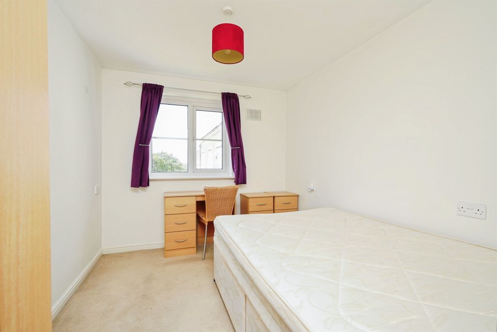 Additional image 6 of 2 bed flat for saleNorth Way, Headington, Oxford OX3