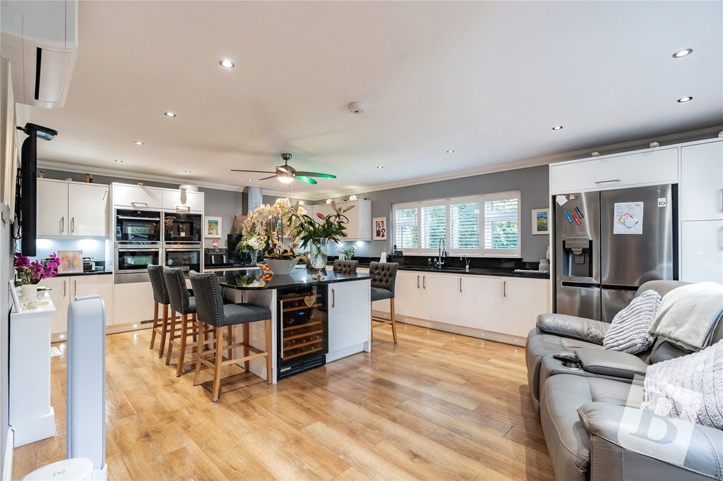 Additional image 5 of 5 bed detached house for saleOaklands Close, Braintree, Essex CM77