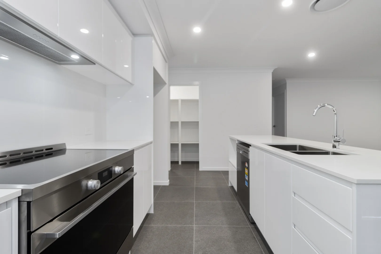 Additional image 2 of 3 Legacy Dr, Flinders View QLD 4305