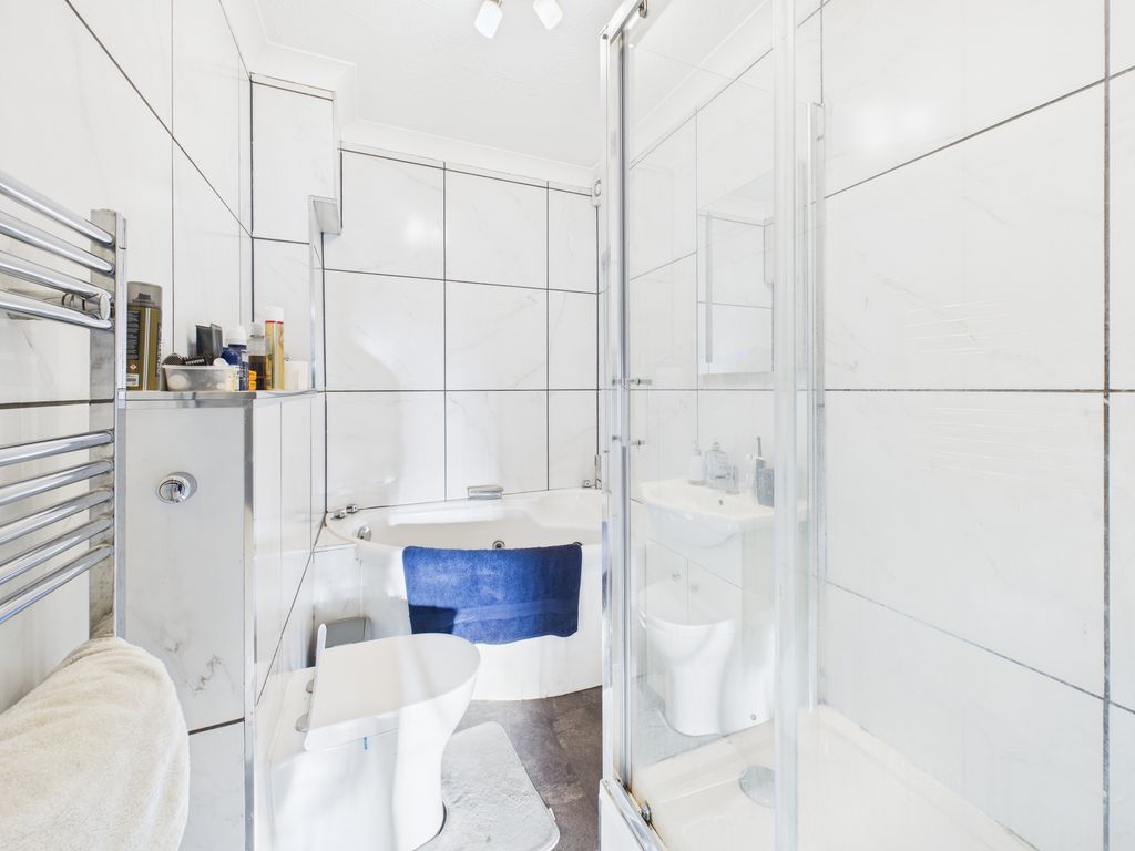 1 bed flat for saleKiming, Stratton Road EX23 photo 5