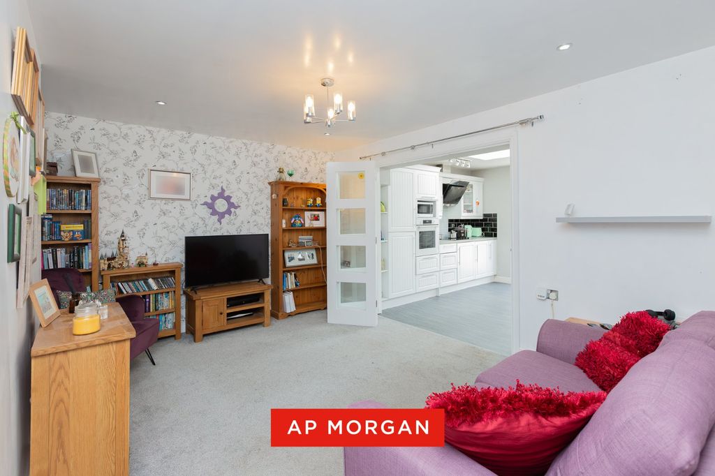 Additional image 7 of 1 bed flat for saleYork Road, Bromsgrove, Worcestershire B61