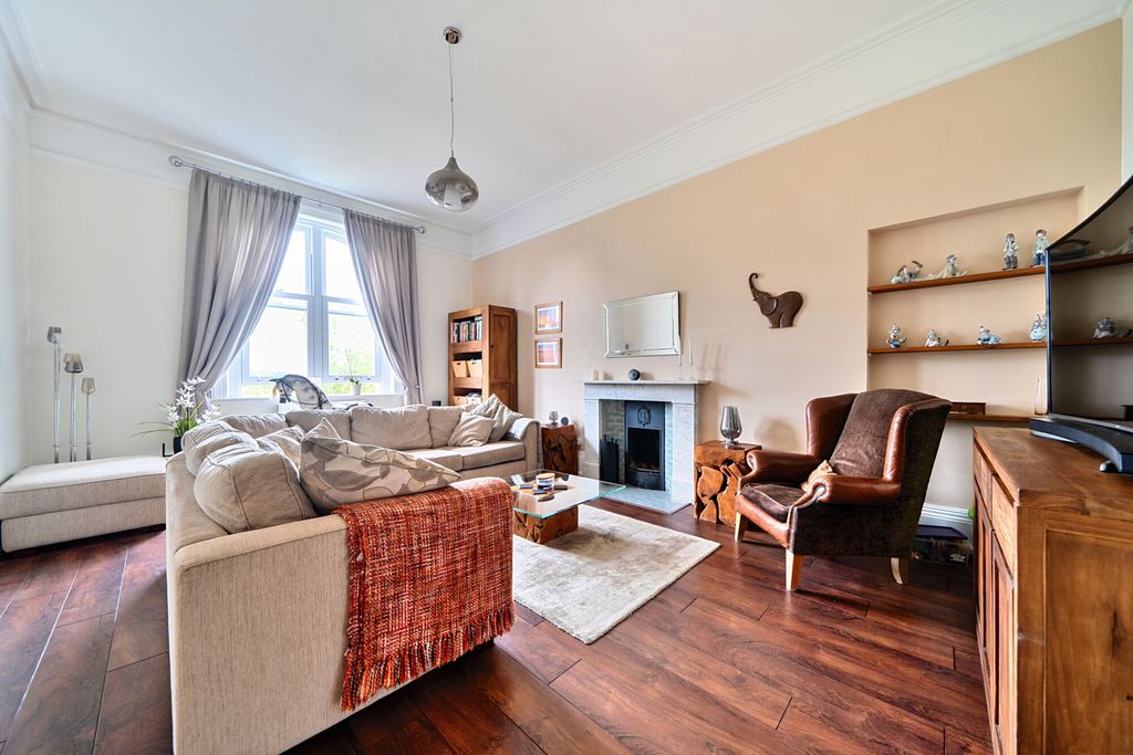 Additional image 2 of 2 bed flat for saleOldfield Road, Bromley BR1