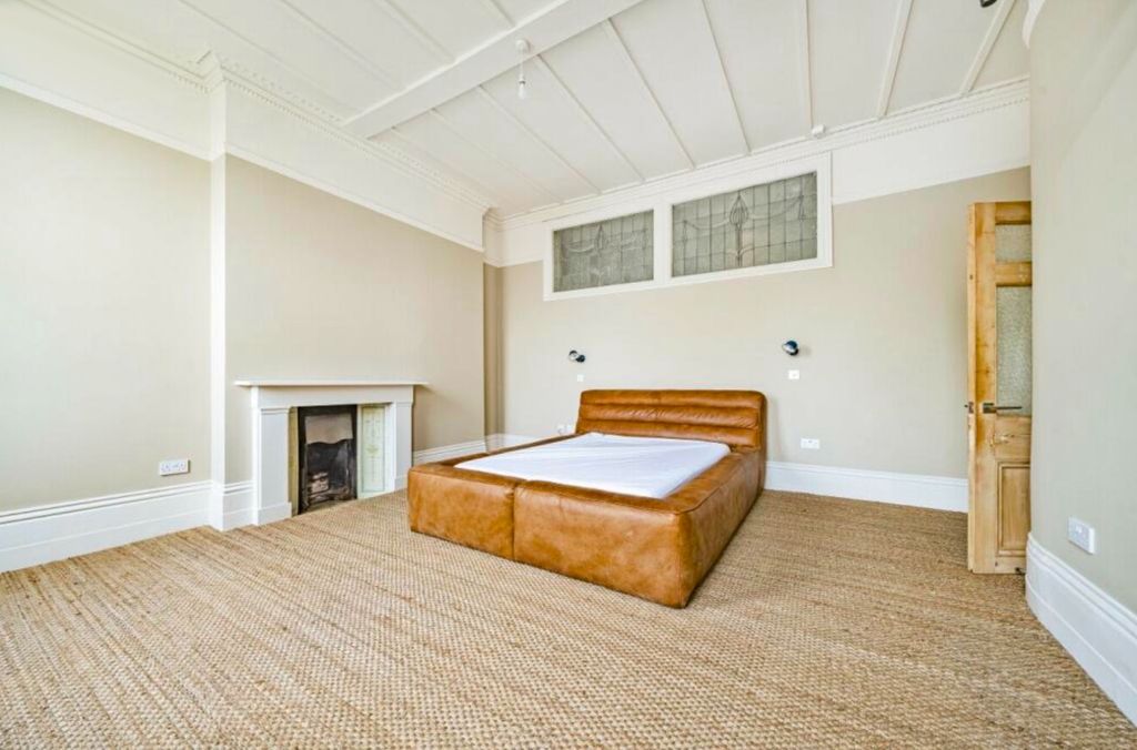 Additional image 4 of 3 bed flat for saleMarine Parade, Brighton BN2