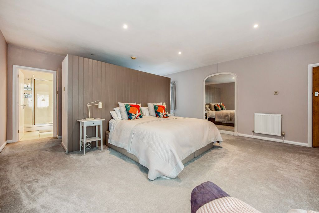 Additional image 18 of 5 bed detached house for saleFirst Avenue, Felpham PO22