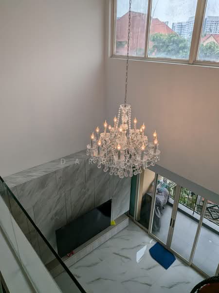 100 Gerald Drive photo 2