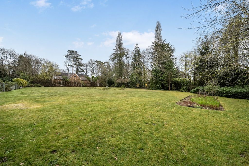 Additional image 13 of 2 bed flat for saleManchester Road, Sway, Lymington SO41