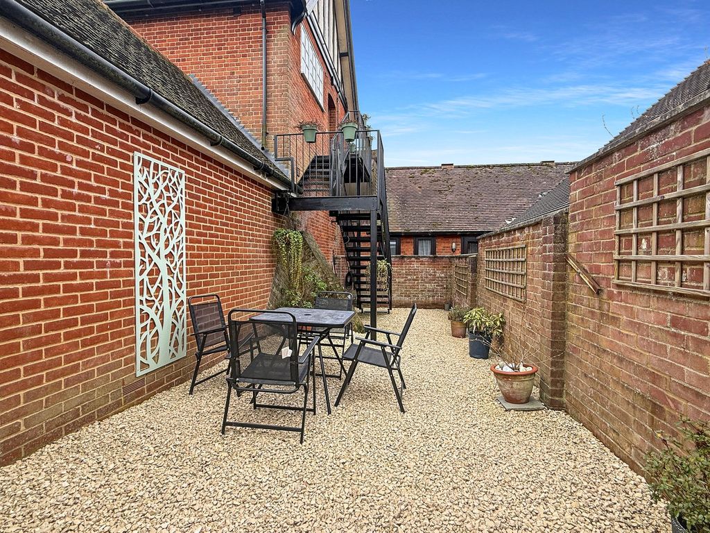 Additional image 14 of 2 bed flat for saleHigh Garrett, Braintree CM7