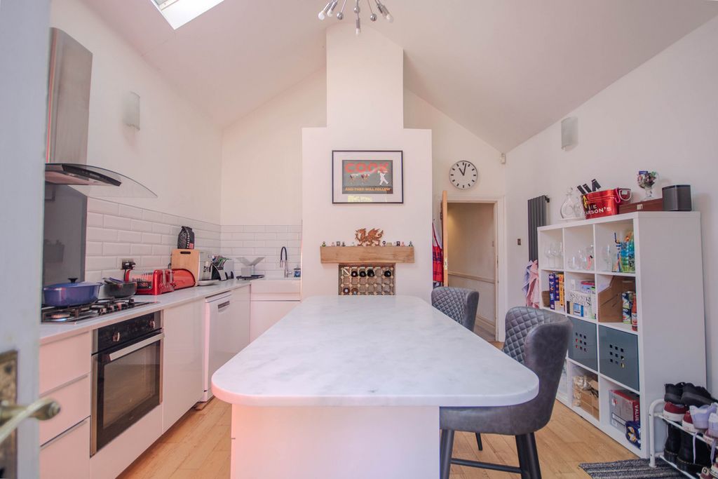Additional image 5 of 3 bed flat for saleFields Road, Newport NP20