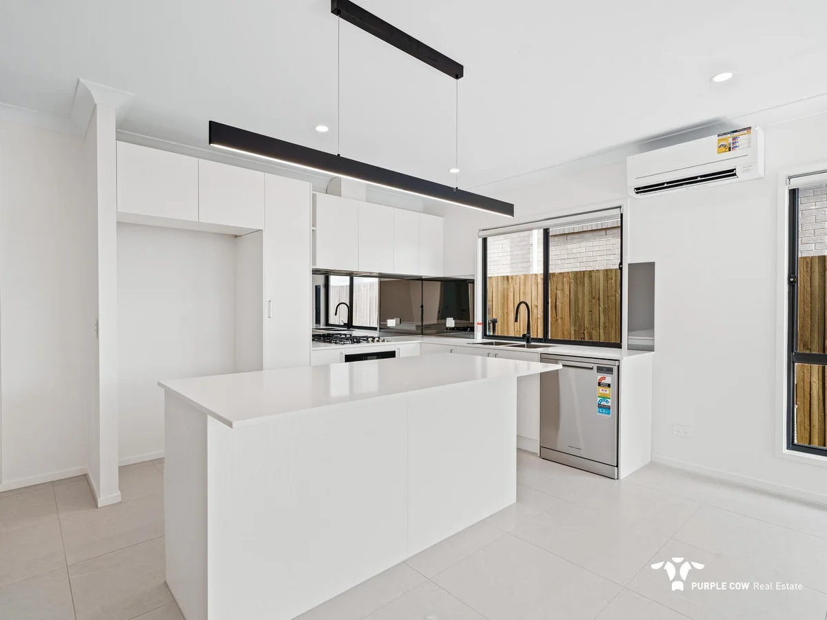 36 Mundaring Way, Spring Mountain QLD 4300