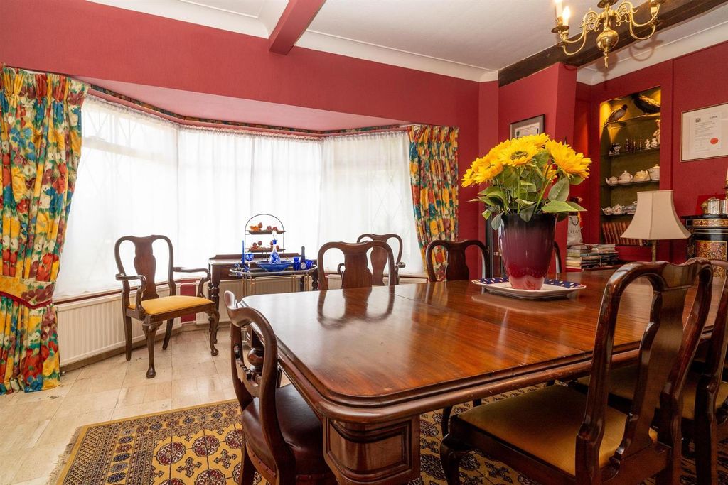 Additional image 11 of 6 bed detached house for saleAllum Lane, Elstree, Borehamwood WD6