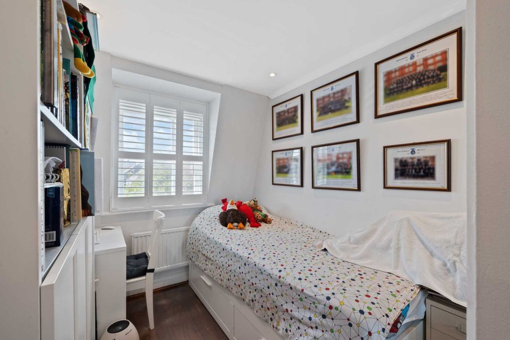 Additional image 10 of 3 bed terraced house for saleThe Butts, Brentford TW8