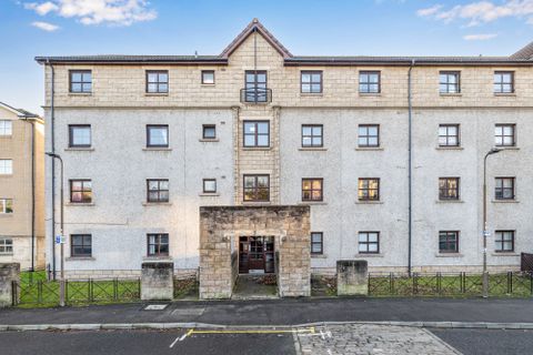 7/6 Tytler Gardens, Abbeyhill, Edinburgh EH8