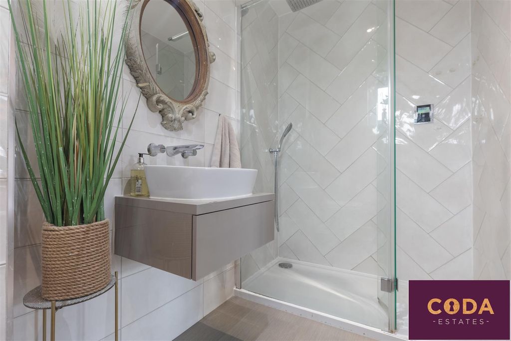 Additional image 32 of 5 bed detached house for saleNairn Drive, Bishopton PA7