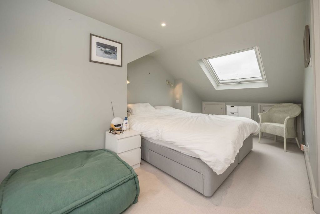 Additional image 6 of 3 bed terraced house for saleBrook Road South, Brentford TW8