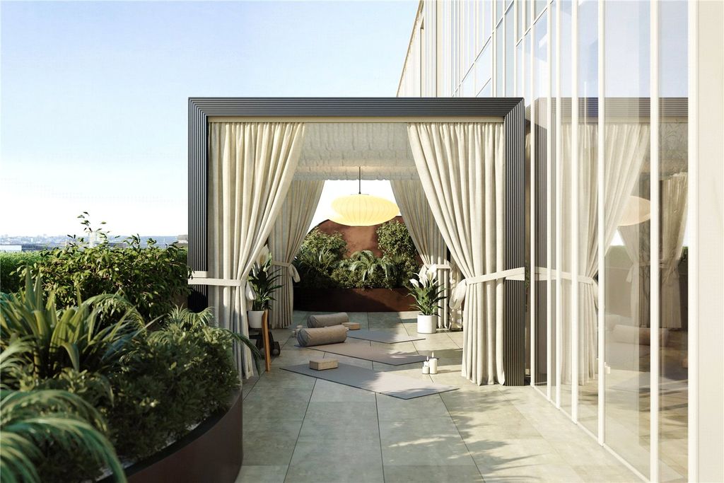 Additional image 6 of 4 bed flat for saleHolland Park Gate, Penthouse, 257 Kensington High St, London W8