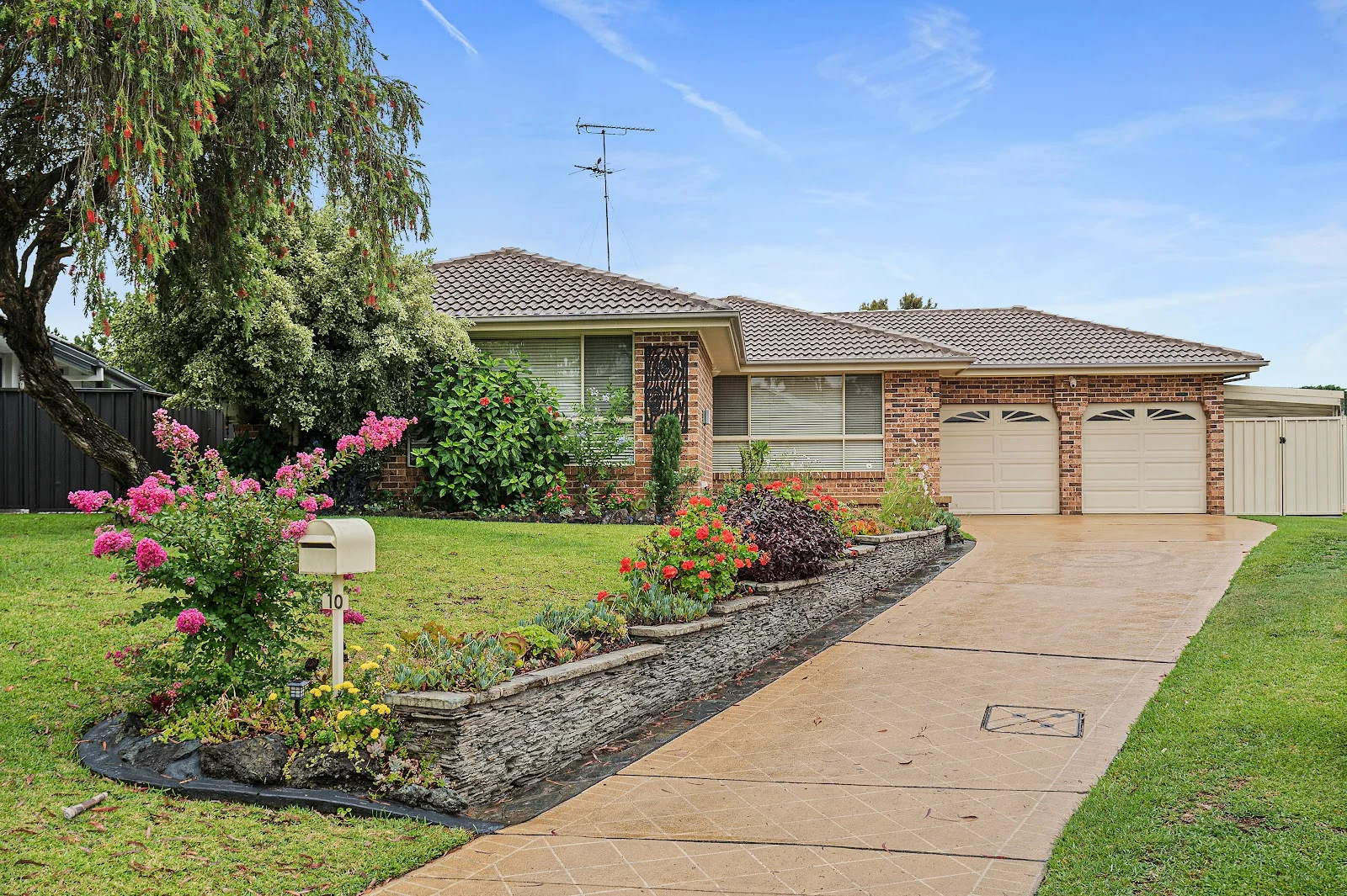 10 Piper Close, Milperra NSW 2214