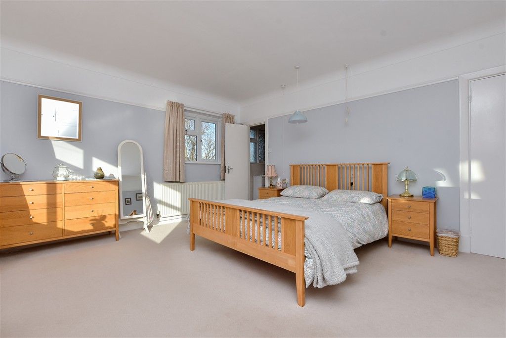 Additional image 10 of 6 bed detached house for saleKingsgate Avenue, Broadstairs, Kent CT10