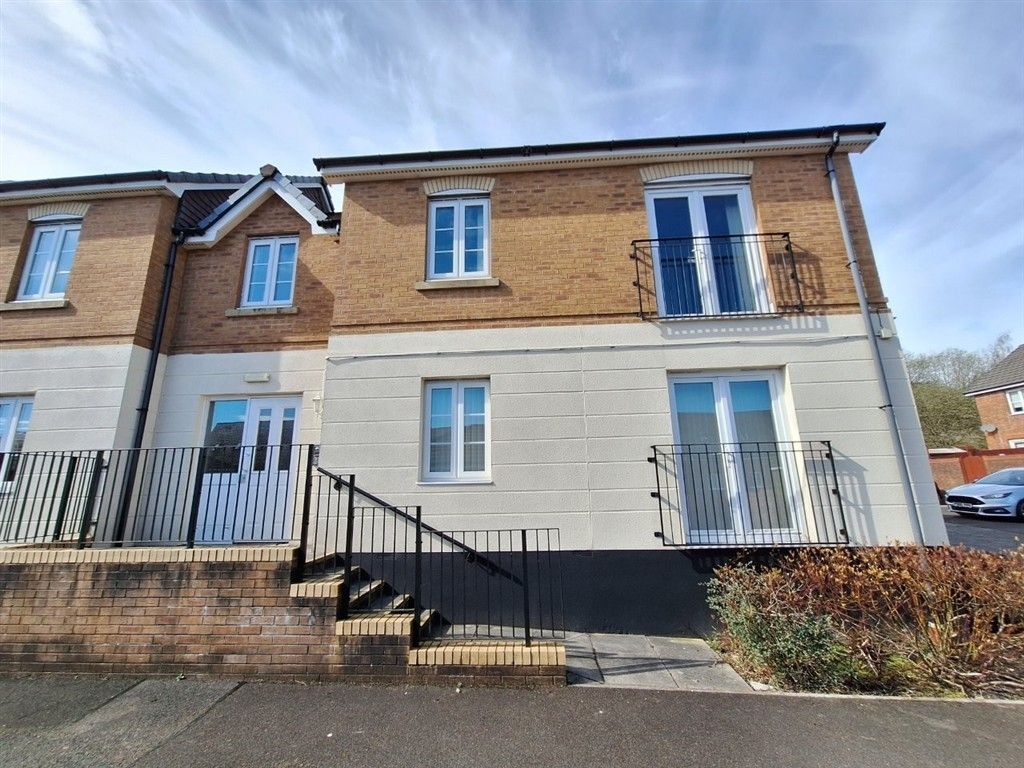 1 bed flat for saleHeron Drive, Penallta, Hengoed CF82